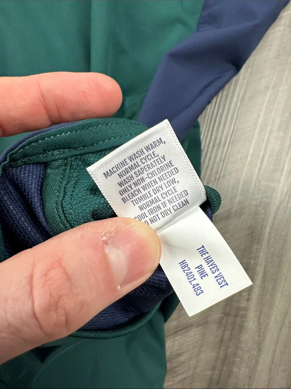 Holderness and Bourne Golf Luxe Pine Tailored Fit The Hayes Vest - Medium_7